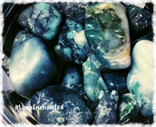 Load image into Gallery viewer, Emerald Stone
