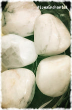 Load image into Gallery viewer, Kunzite Stone
