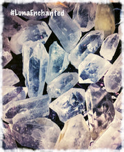 Load image into Gallery viewer, Quartz Points

