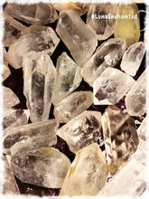 Load image into Gallery viewer, Quartz Points
